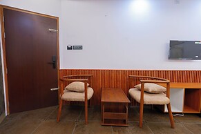 Emmanuel Residency