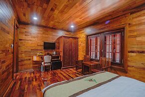Phetchalern serviced apartment