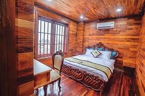 Phetchalern serviced apartment