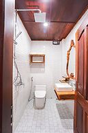 Phetchalern serviced apartment