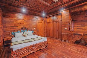 Phetchalern serviced apartment