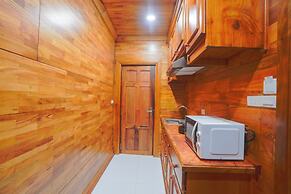 Phetchalern serviced apartment