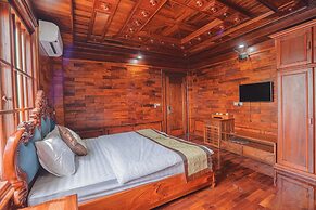 Phetchalern serviced apartment