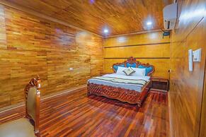 Phetchalern serviced apartment