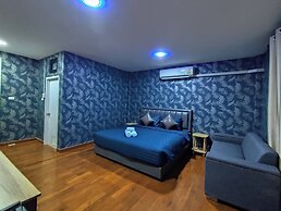 GrabSleepHotel Donmueang Airport