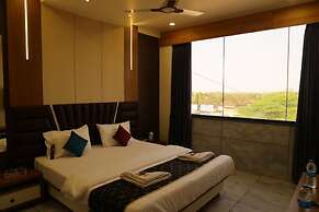 SP24 Restaurant and Lodge