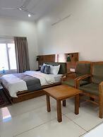 Pacific Inn Vistaar Hotels & Resort