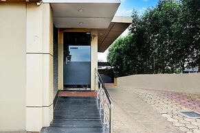 Cosy Stays at Durg Near Railway Station