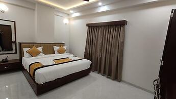 Hotel Grand Lushwood