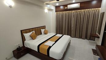 Hotel Grand Lushwood