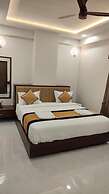 Hotel Grand Lushwood
