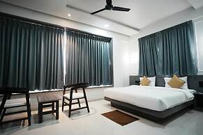 HOTEL OBERON