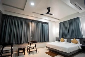 HOTEL OBERON
