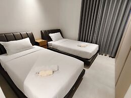 The Village Chumphon Hotel