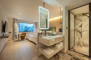 ROYS Hotel Bangkok
