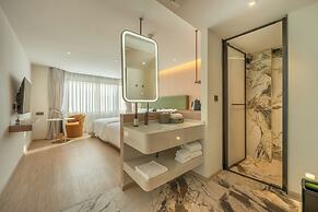 ROYS Hotel Bangkok