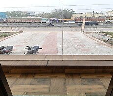 Hotel Hariom Paradise