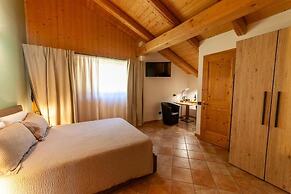 Chalet Chapeau R. a R.