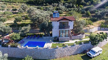 RUSTIC VILLAS BARLOVIC