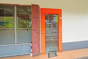 OYO 95189 Aza Guesthouse