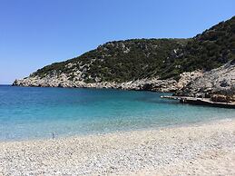 Stolios Skopelos - Euterpe Split Level Gem
