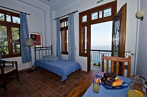Stolios Skopelos - Terpsichore Split Level Nest