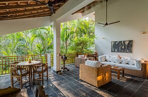 Staymaster Bharini 2BR Villa Jet Pool
