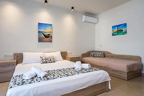 Studios&Apartments Elisabeta