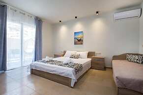 Studios&Apartments Elisabeta