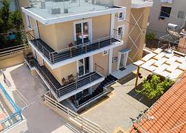 Studios&Apartments Elisabeta