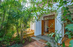 Staymaster Rohini 2BR Villa Jet Pool