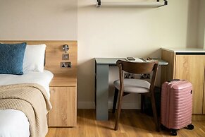StayCozy Studio Apartments in Acton