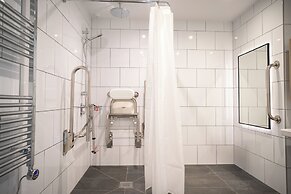 StayCozy Studio Apartments in Acton