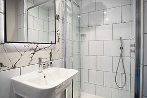 StayCozy Studio Apartments in Acton