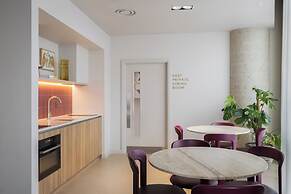 StayCozy Studio Apartments in Acton