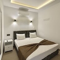 Marine Point Hotel