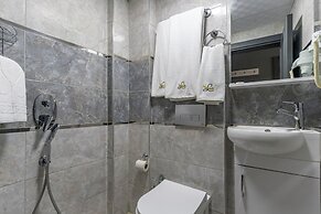 Marine Point Hotel