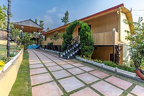 River and Roots Resort