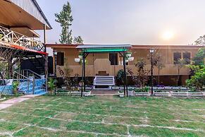 River and Roots Resort