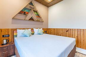 River and Roots Resort