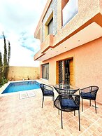 Villa with pool rooftop near Amelkis