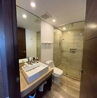 MARINA CONDO CORAZON