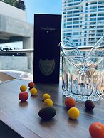 MARINA CONDO CORAZON
