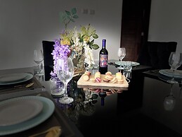 MARINA CONDO CORAZON