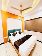 Hotel Hira Palace