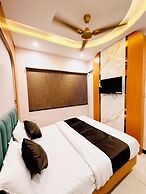 Hotel Hira Palace