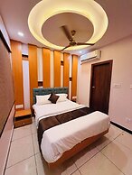 Hotel Hira Palace