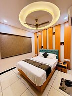 Hotel Hira Palace