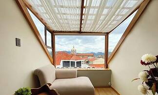 Hotel Ensueños by HHG