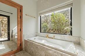 HT GARDEN VILLA